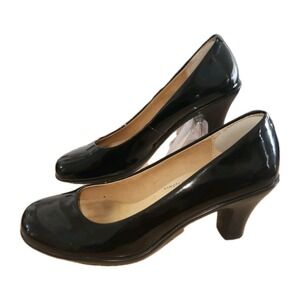 Softspots  Women Black Patent Leather Pumps Heel Shoes  Size 7 WIDE